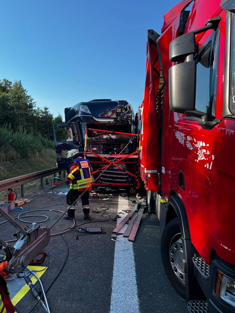 Einsatz #30 | LKW Unfall A9 | Freiwillige Feuerwehr Streitau